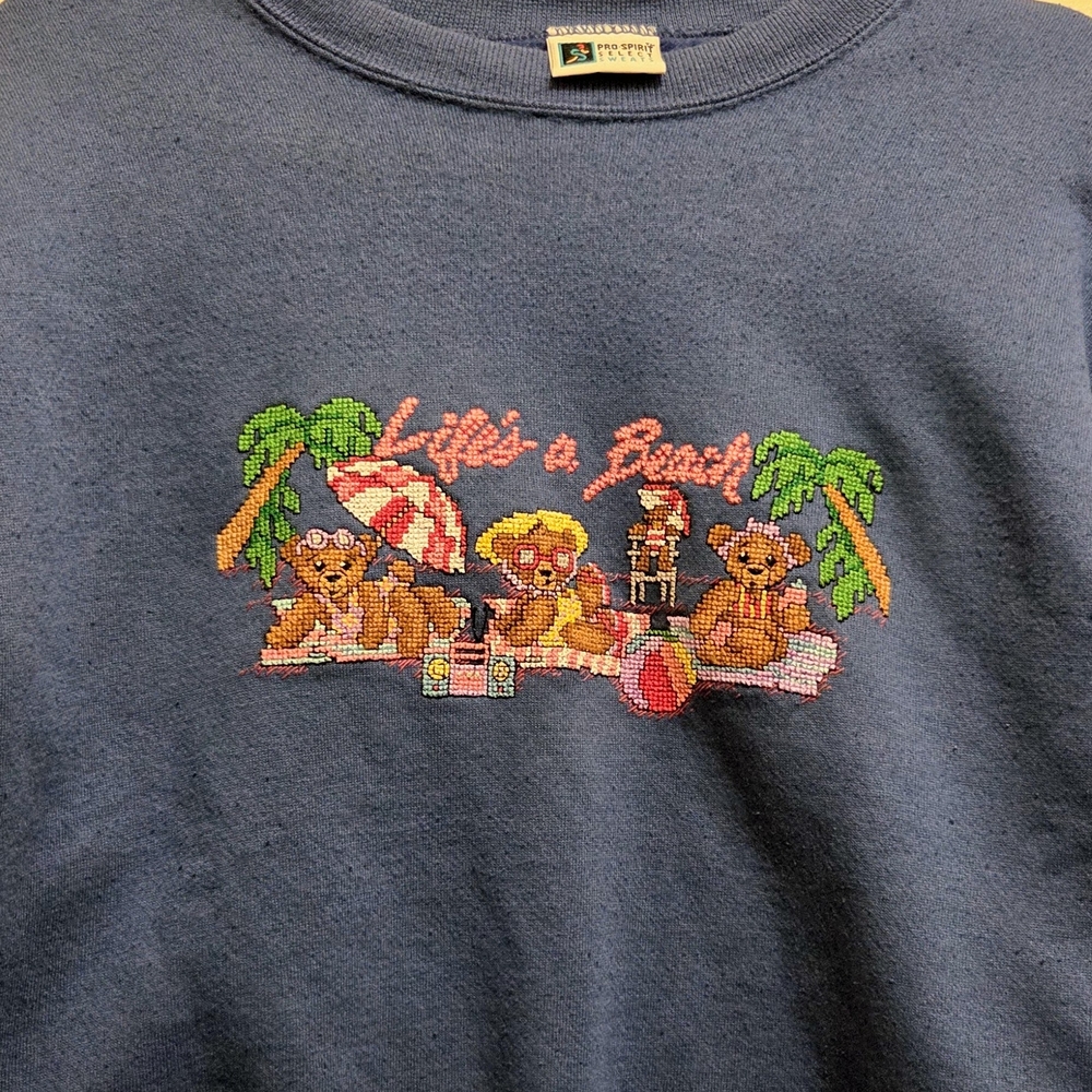 Vintage hand embroidered/cross-stitched beach bear sweatshirt size L